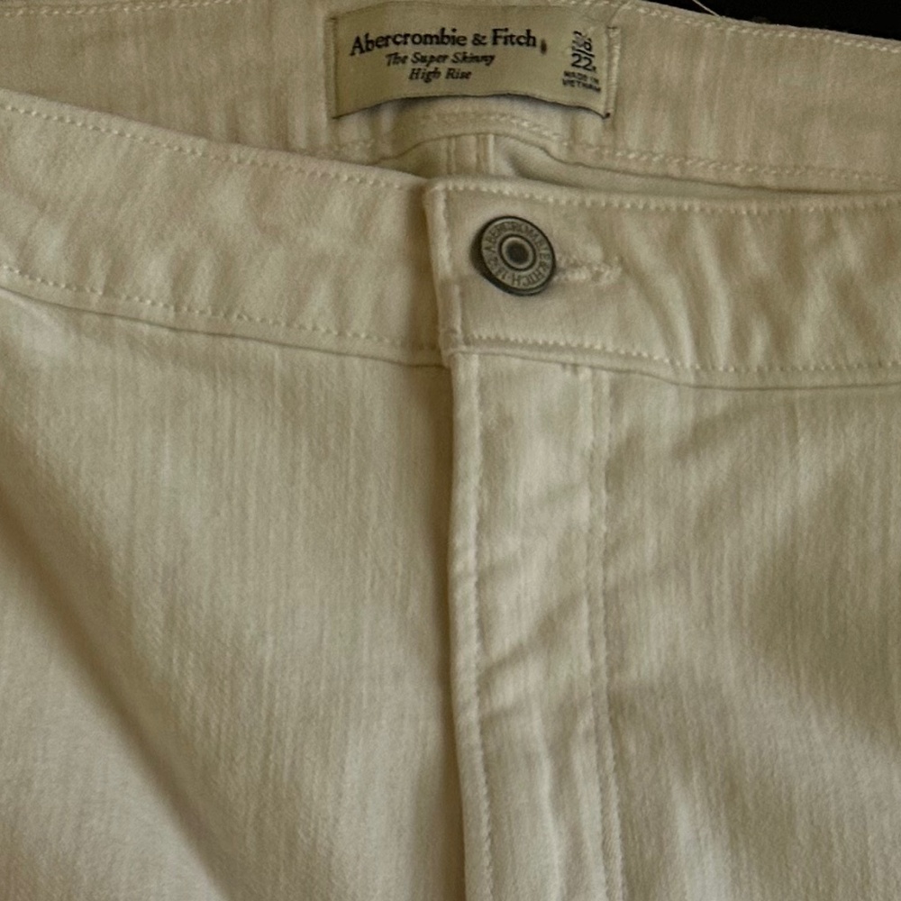 Abercrombie Jeans size 22